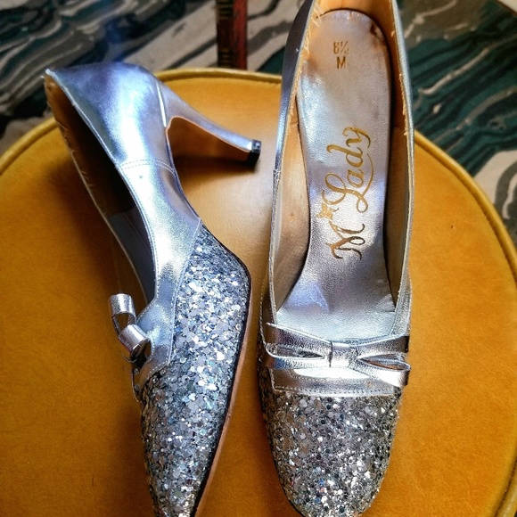 VTG M'Lady Silver Sequined Dorothy Heels - Picture 2 of 8